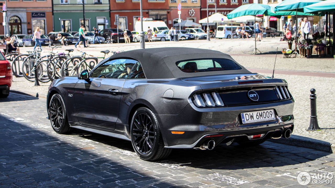 Ford Mustang GT Convertible 2015