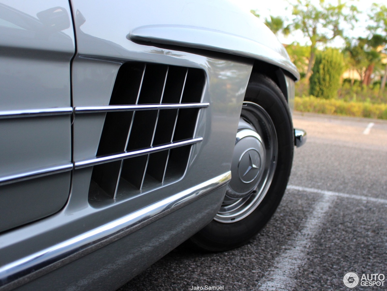 Mercedes-Benz 300SL Roadster