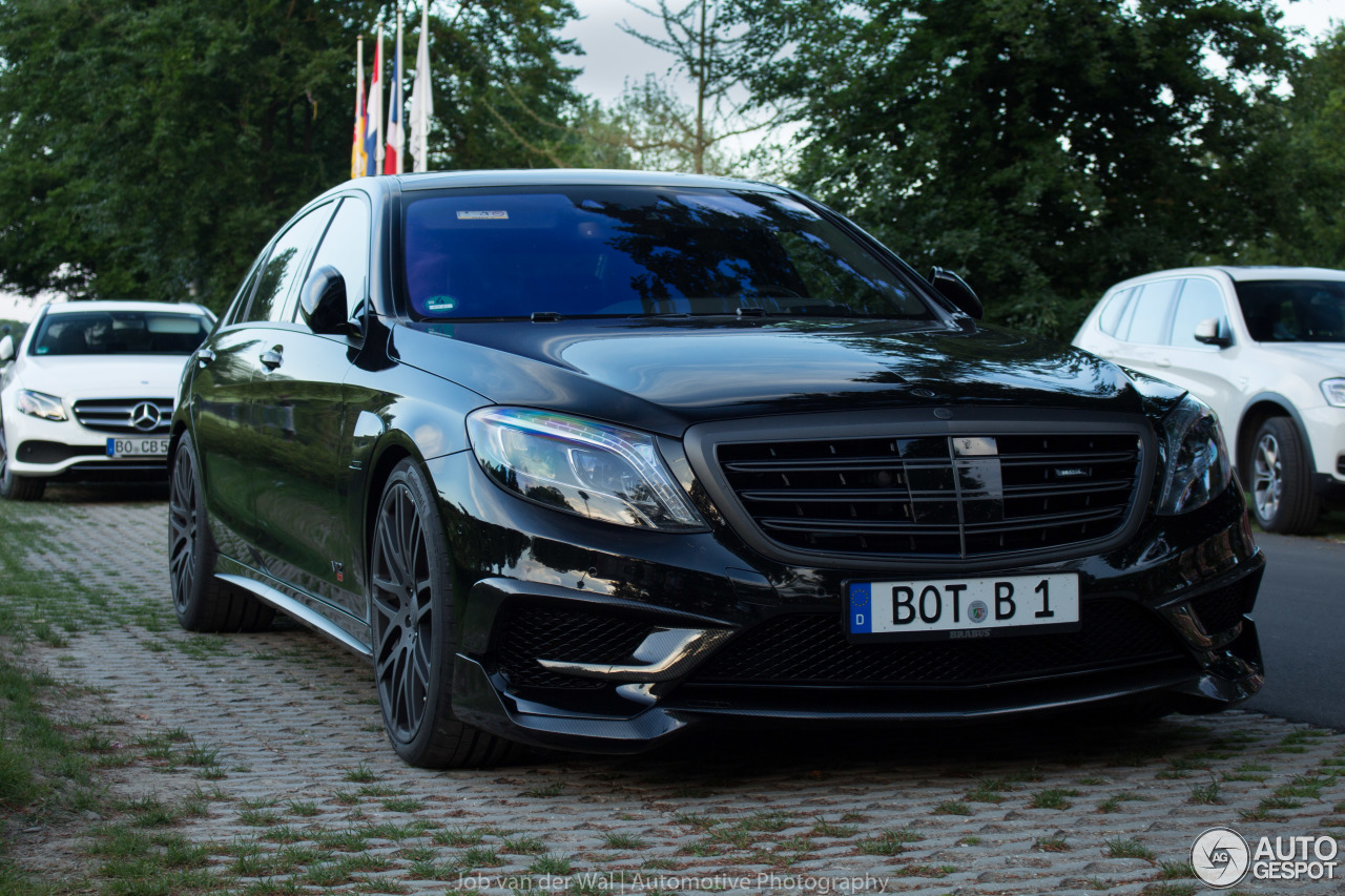 Mercedes-Benz Brabus 900 Rocket