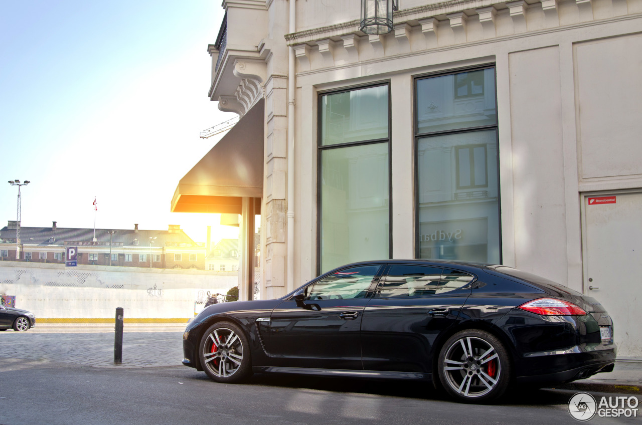 Porsche 970 Panamera GTS MkI