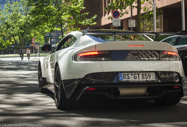 Aston Martin Vantage GT8