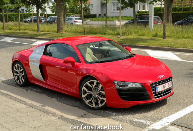 Audi R8 V10