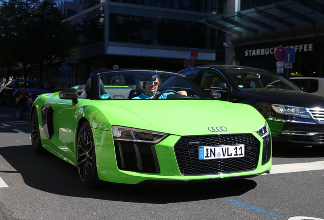 Audi R8 V10 Spyder 2016