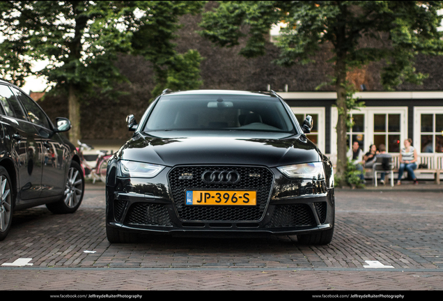 Audi RS4 Avant B8