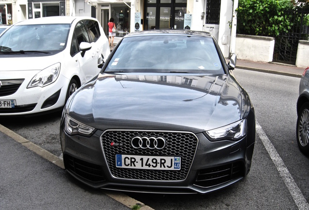 Audi RS5 B8 2012