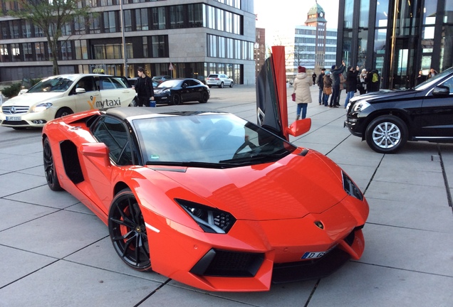 Lamborghini Aventador LP700-4 Roadster