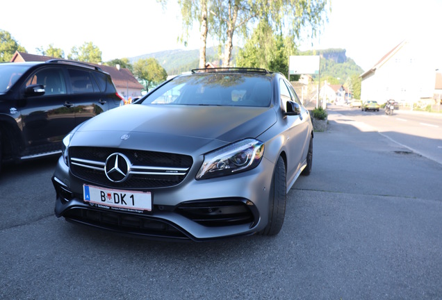 Mercedes-AMG A 45 W176 2015