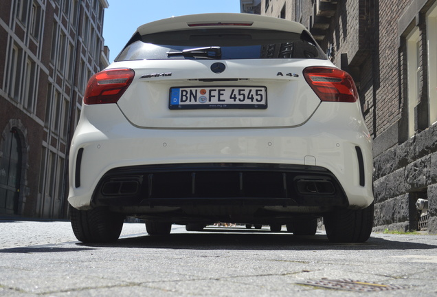 Mercedes-AMG A 45 W176 2015