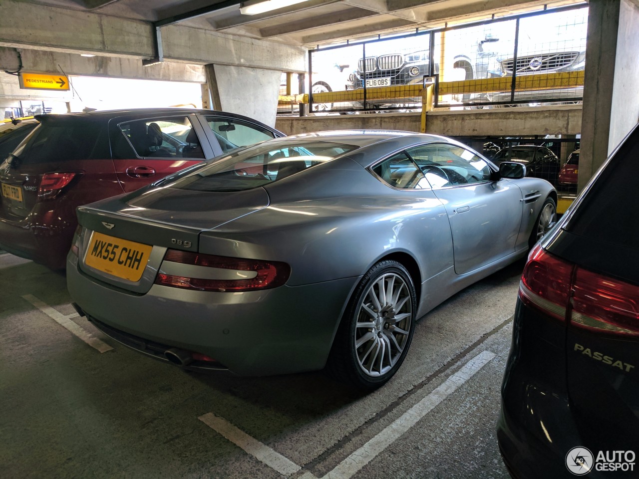 Aston Martin DB9