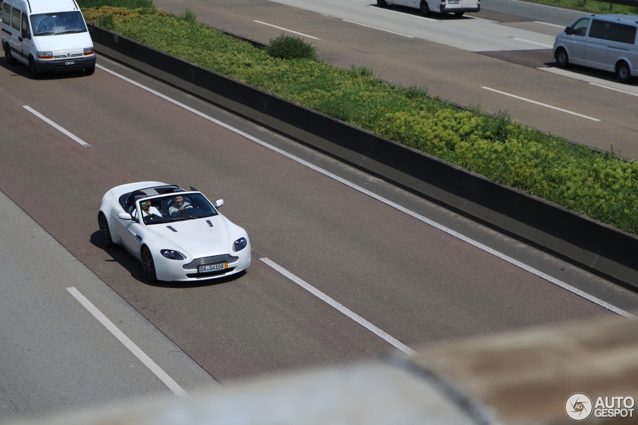 Aston Martin V8 Vantage Roadster