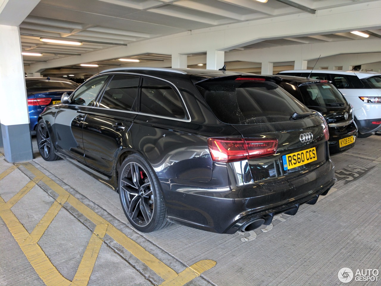 Audi RS6 Avant C7 2015