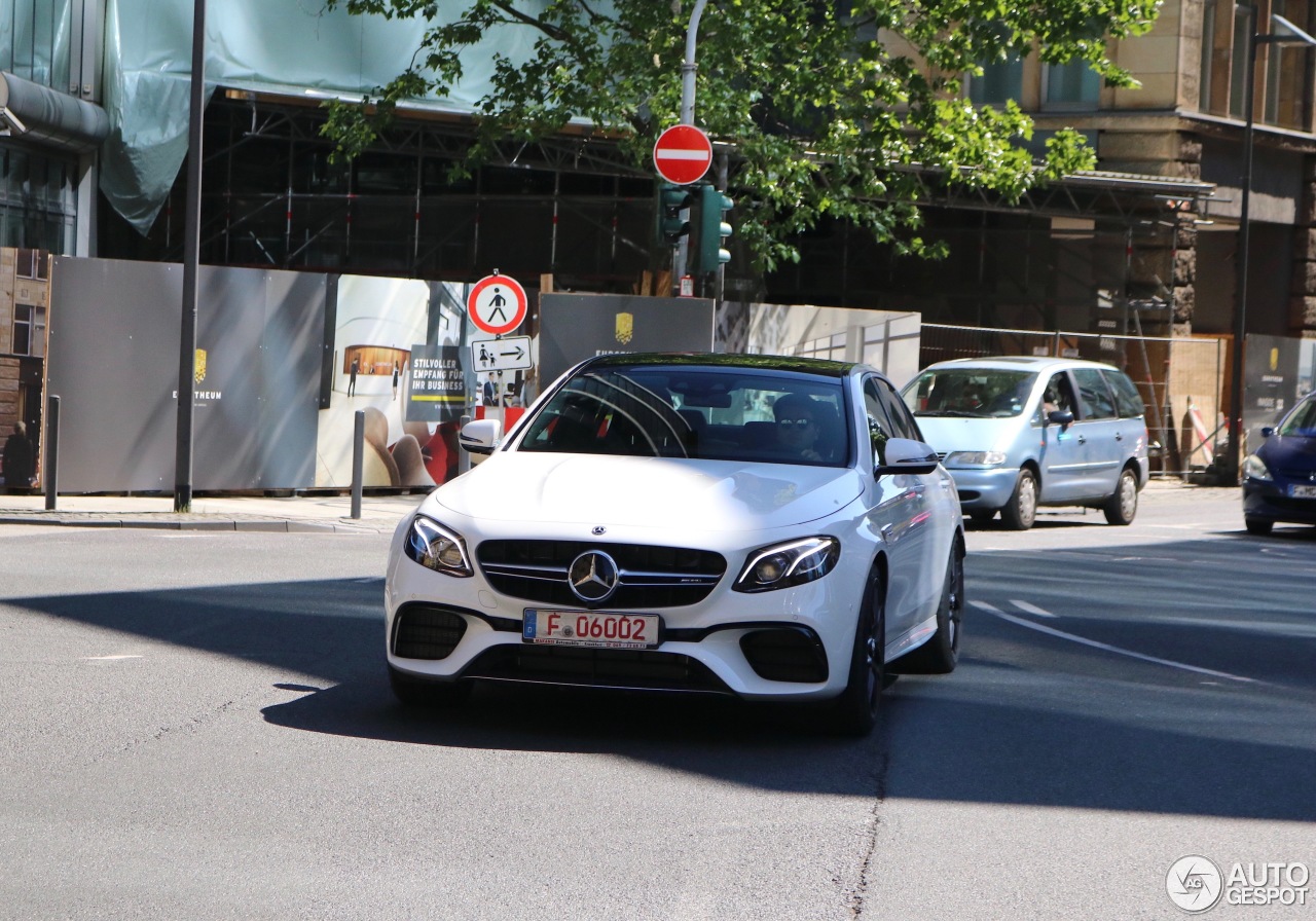 Mercedes-AMG E 63 S W213