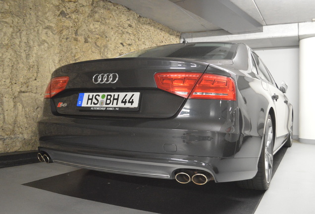 Audi S8 D4