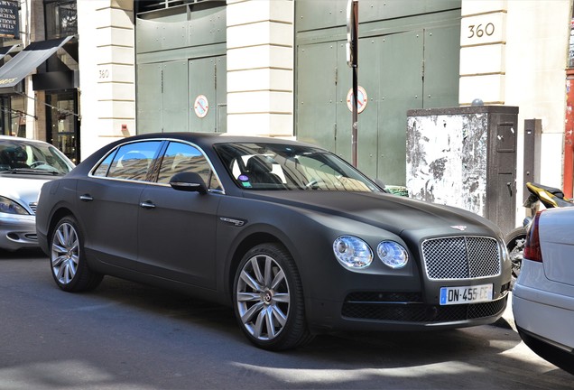 Bentley Flying Spur V8