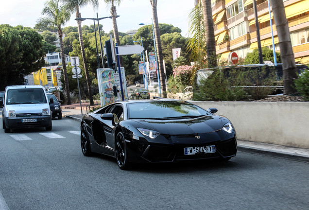 Lamborghini Aventador LP700-4