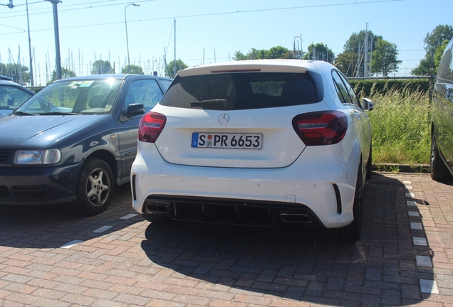 Mercedes-AMG A 45 W176 2015