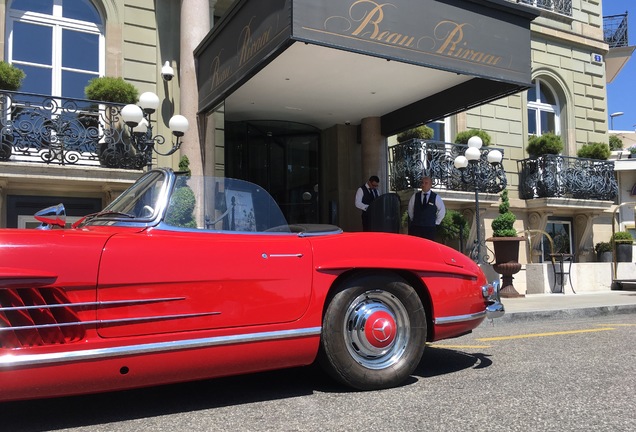 Mercedes-Benz 300SL Roadster