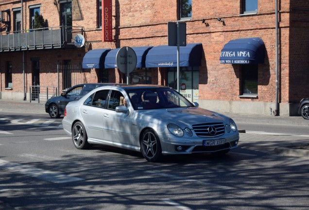 Mercedes-Benz E 63 AMG