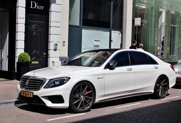 Mercedes-Benz S 63 AMG V222