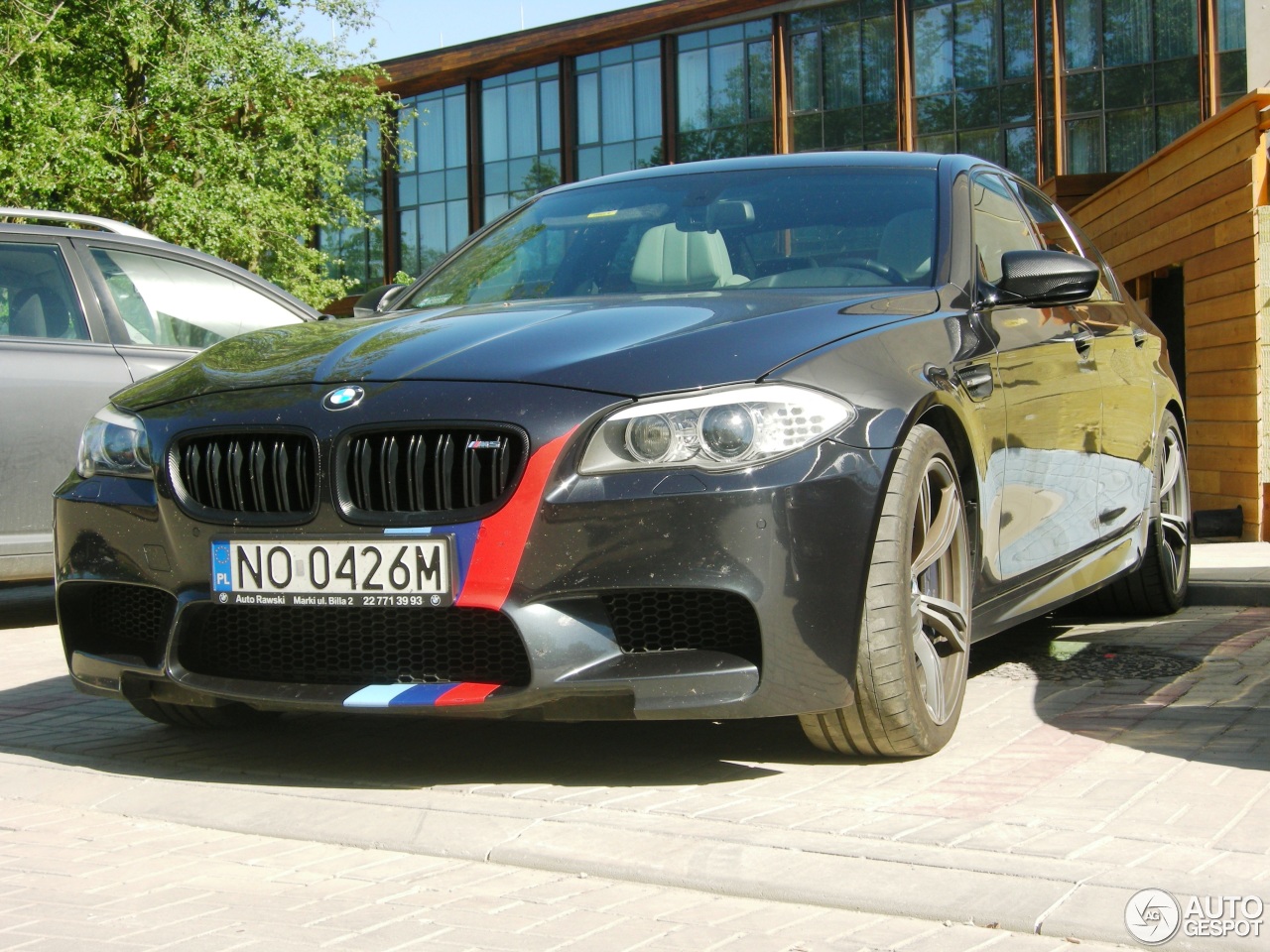 BMW M5 F10 2011