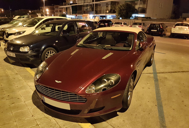 Aston Martin DB9 Volante