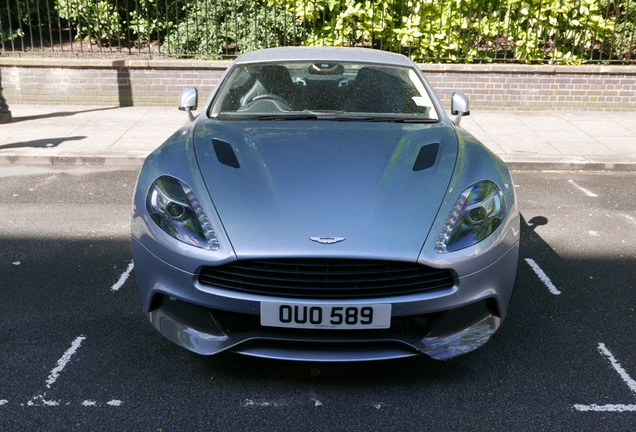 Aston Martin Vanquish 2013