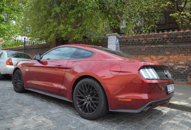 Ford Mustang GT 2015