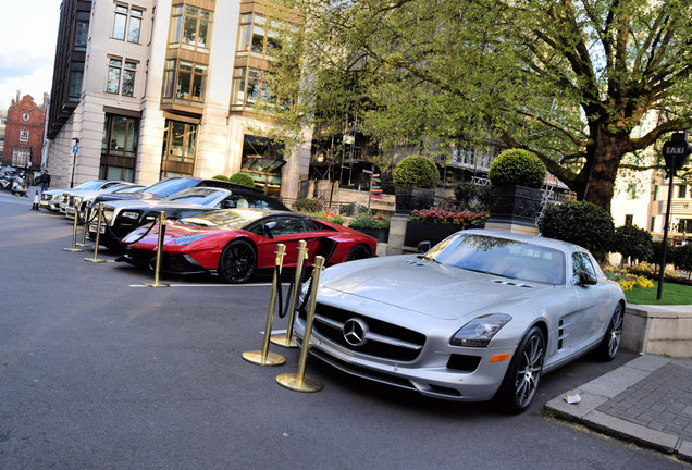 Mercedes-Benz SLS AMG