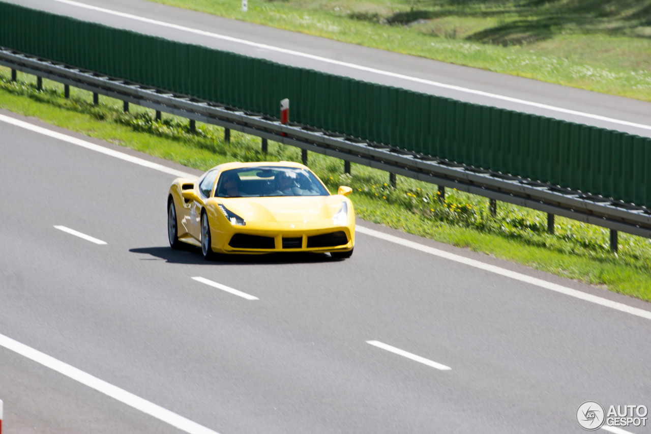 Ferrari 488 Spider