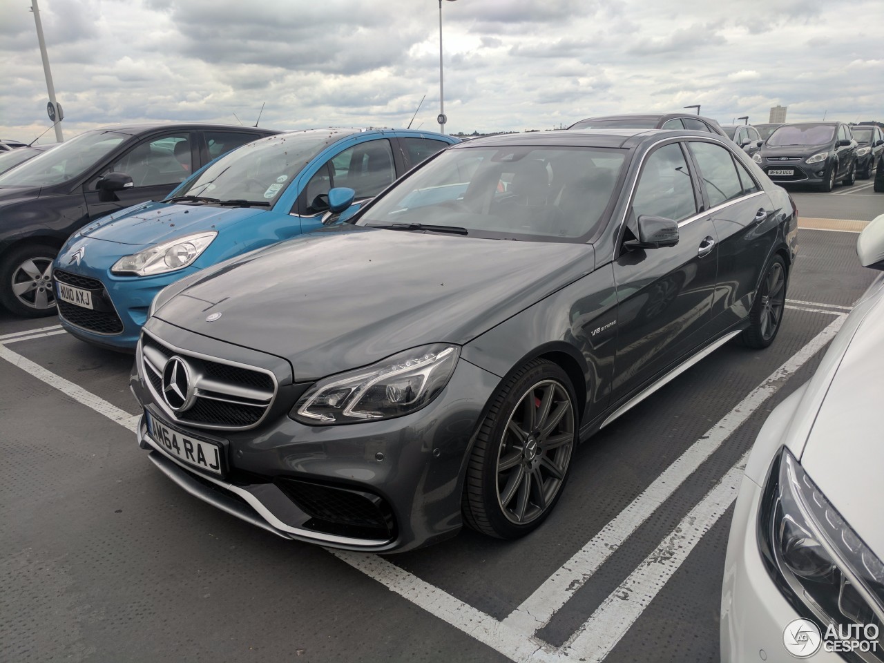 Mercedes-Benz E 63 AMG S W212