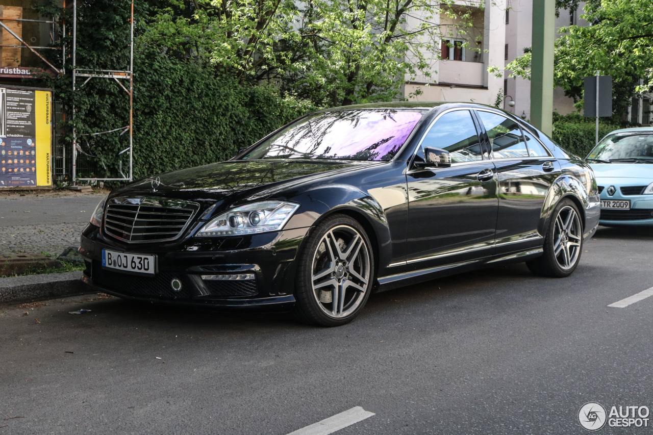 Mercedes-Benz S 63 AMG W221 2011