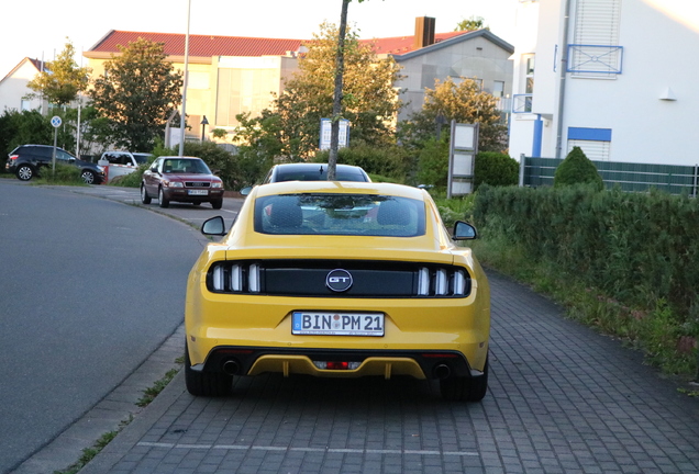 Ford Mustang GT 2015