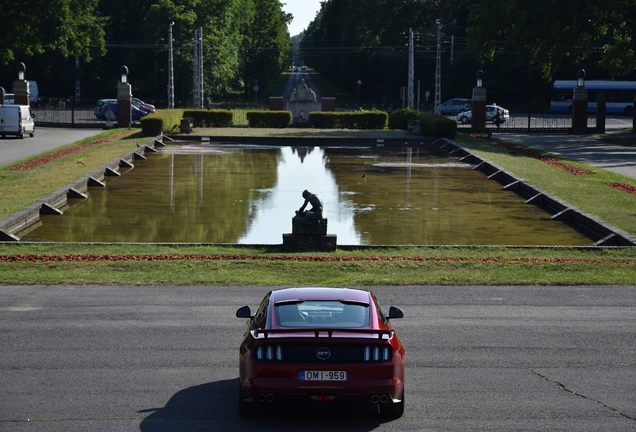 Ford Mustang GT 2015