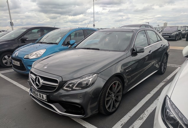 Mercedes-Benz E 63 AMG S W212