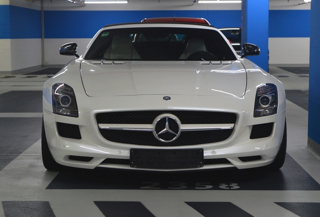 Mercedes-Benz SLS AMG Roadster