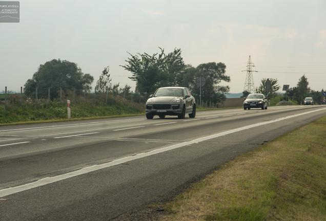 Porsche 958 Cayenne GTS MkII