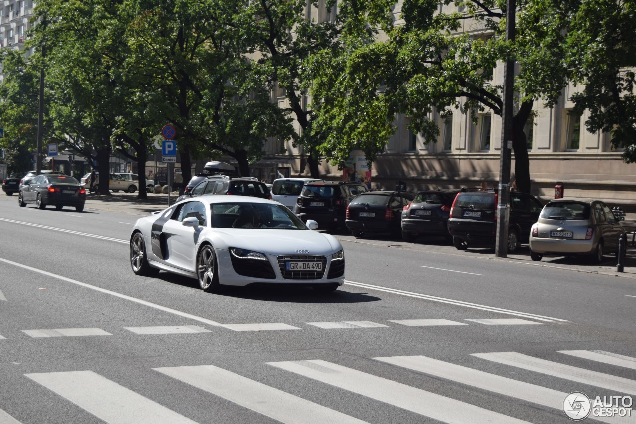 Audi R8 V10