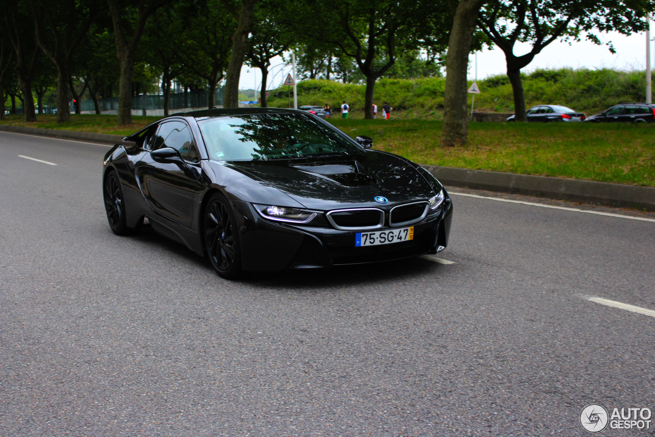 BMW i8