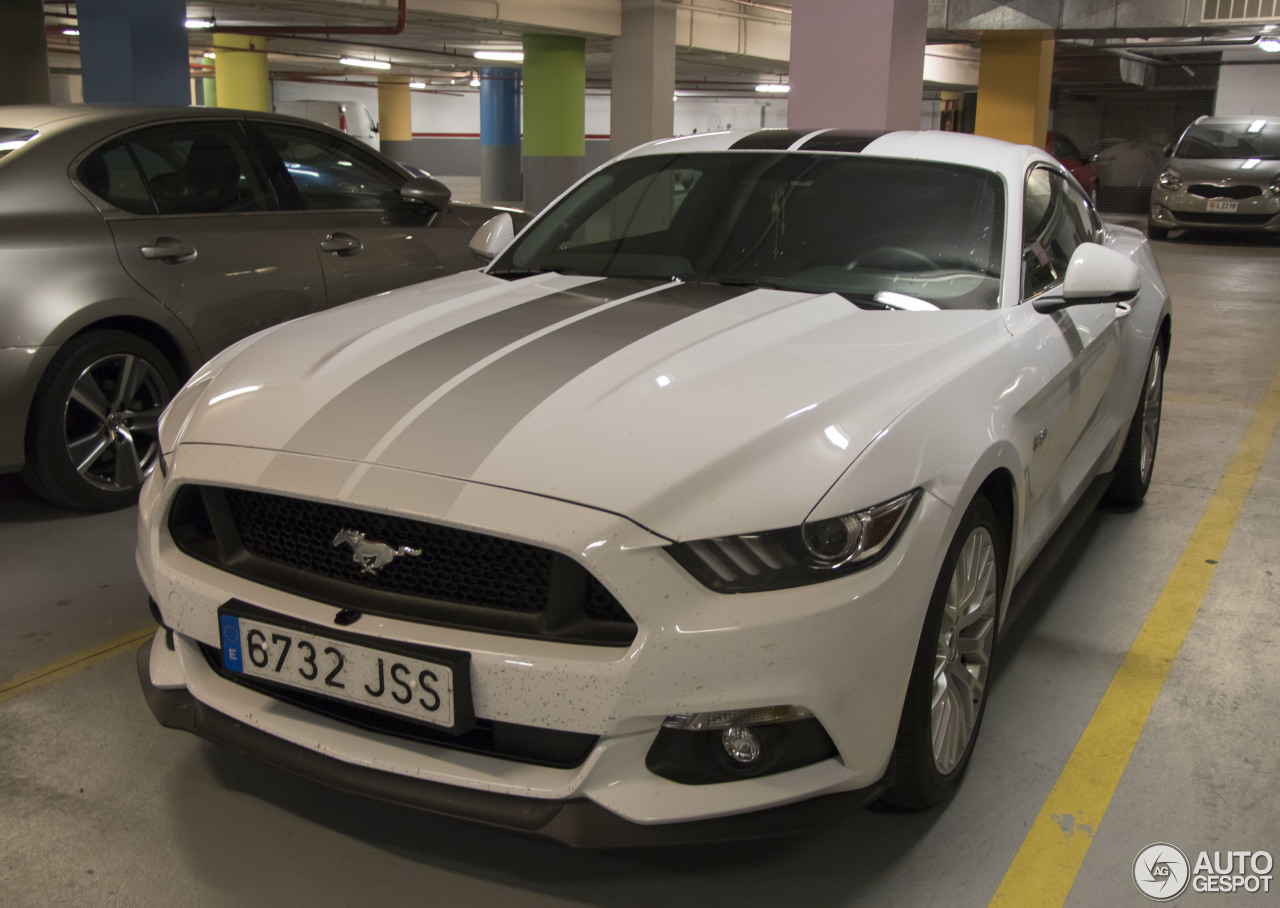 Ford Mustang GT 2015