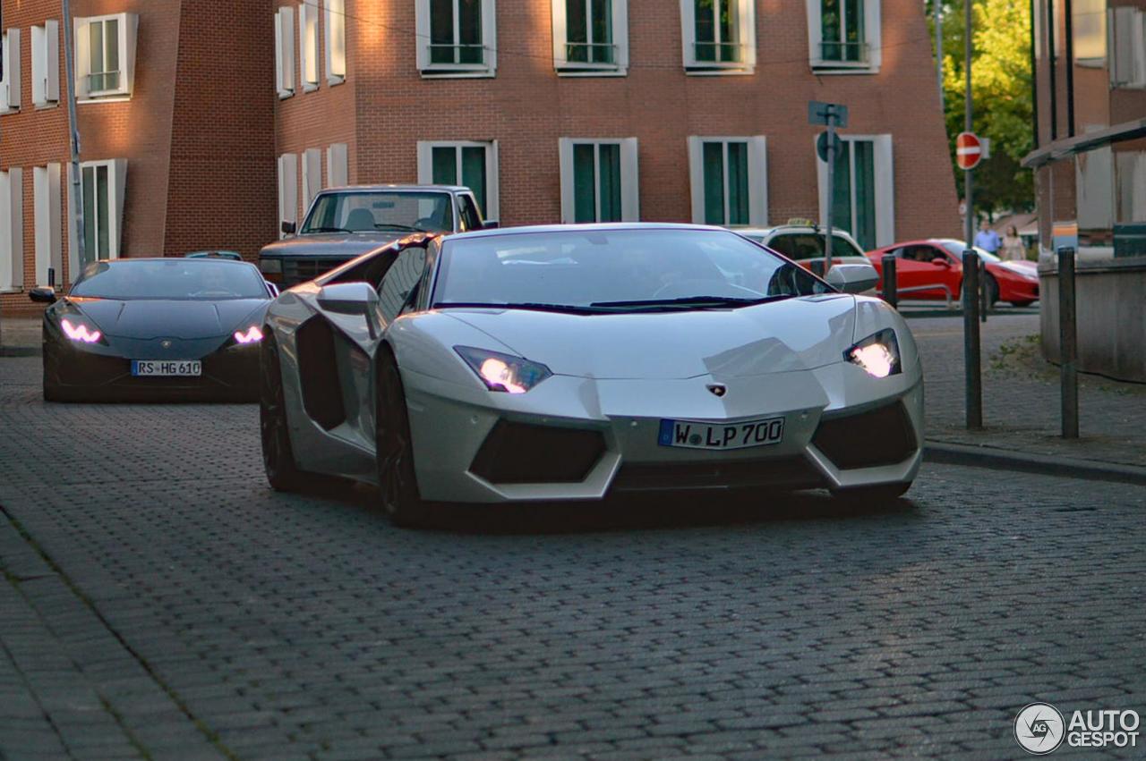 Lamborghini Aventador LP700-4 Roadster