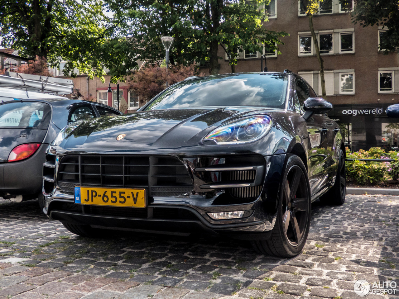 Porsche 95B Macan Turbo