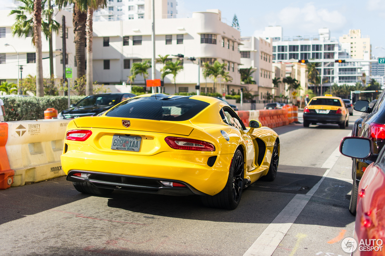 SRT Viper 2013