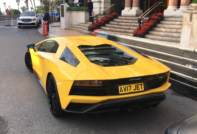 Lamborghini Aventador S LP740-4