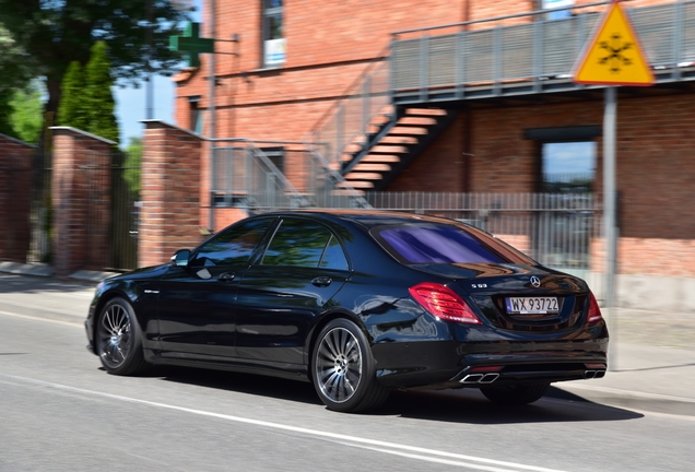 Mercedes-Benz S 63 AMG V222