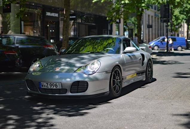 Porsche 996 Turbo