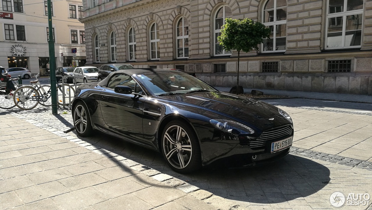 Aston Martin V8 Vantage N400 Roadster