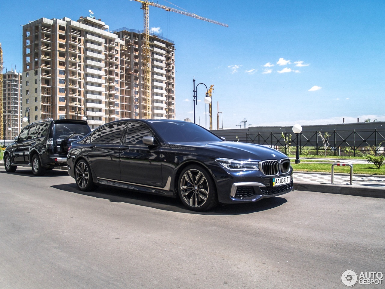 BMW M760Li xDrive