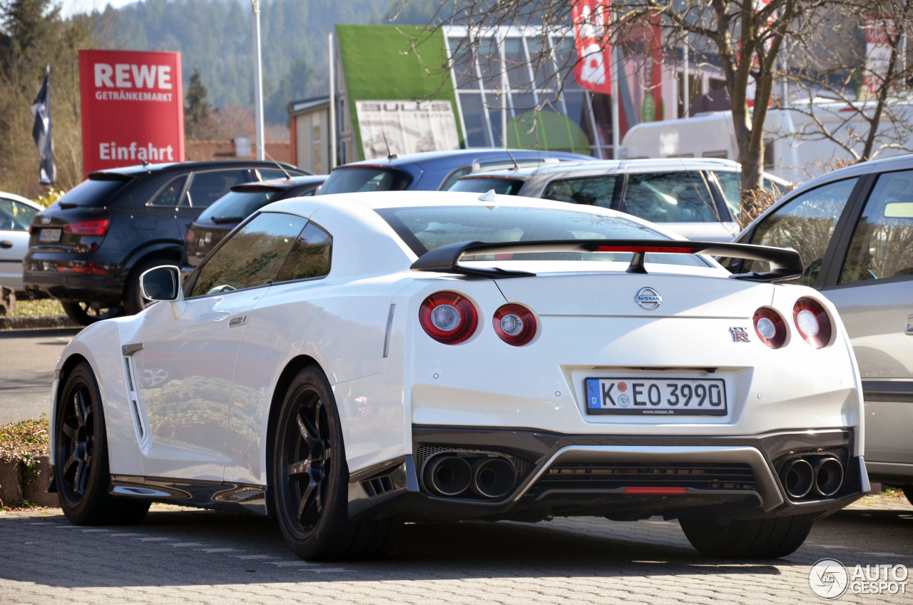 Nissan GT-R 2017 Track Edition