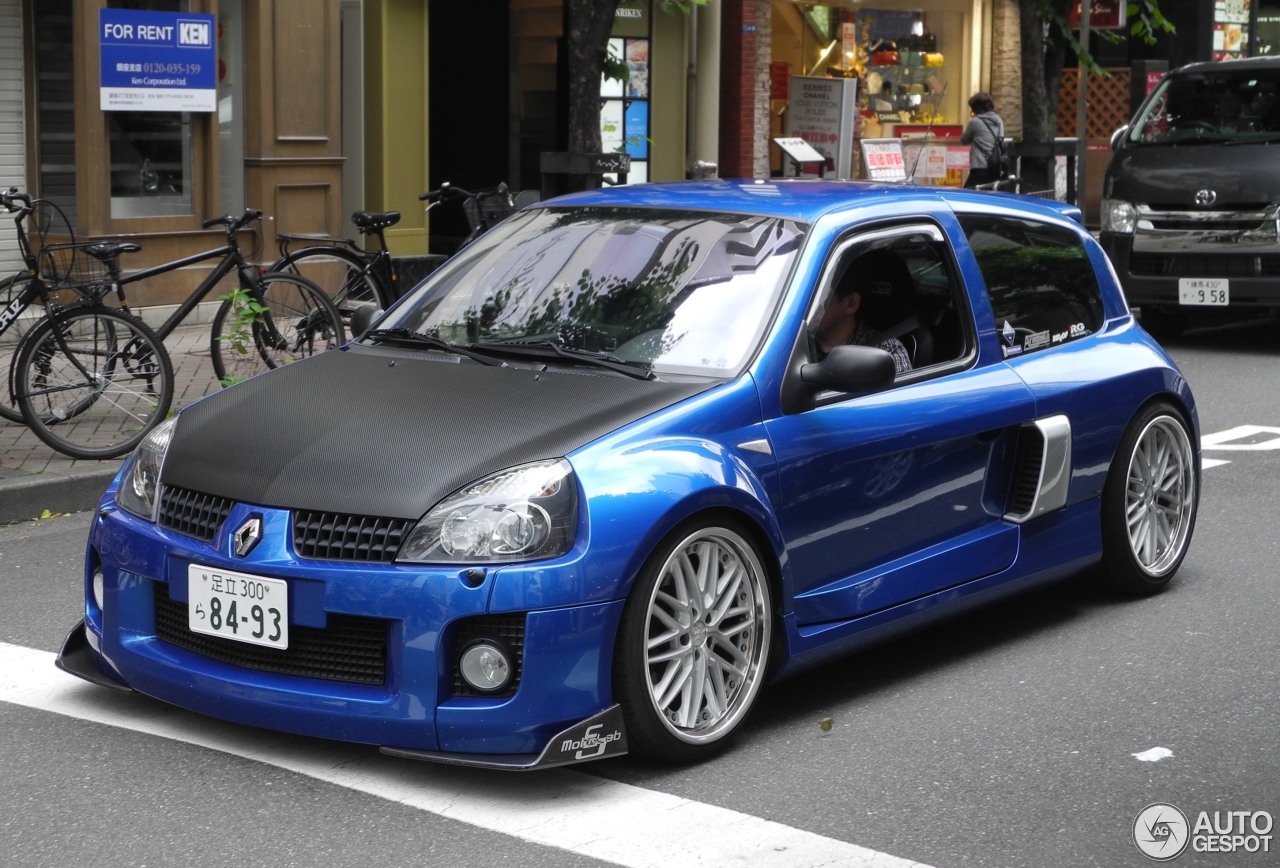 Renault Clio V6 Phase II