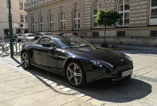 Aston Martin V8 Vantage N400 Roadster